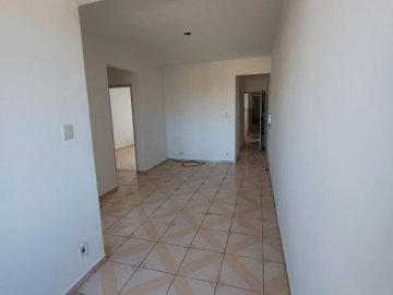 Ampla sala de estar